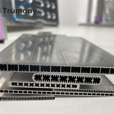 Profili estrusi Materiale di alluminio Lega 3003 1100 Radiatori a tubo a microcanale