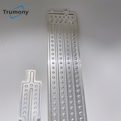 Placca di raffreddamento liquido in argento alluminio ad alta robustezza con buona tenuta all'aria per EV BESS
