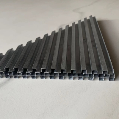 Alumini 3003 Fin con forma personalizzata per piastra fredda nella gestione termica