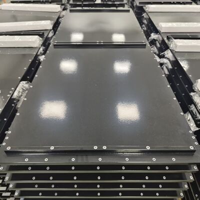 Qualità Piastra di raffreddamento idrico in alluminio ad alta efficienza per batterie e data center Fabbrica